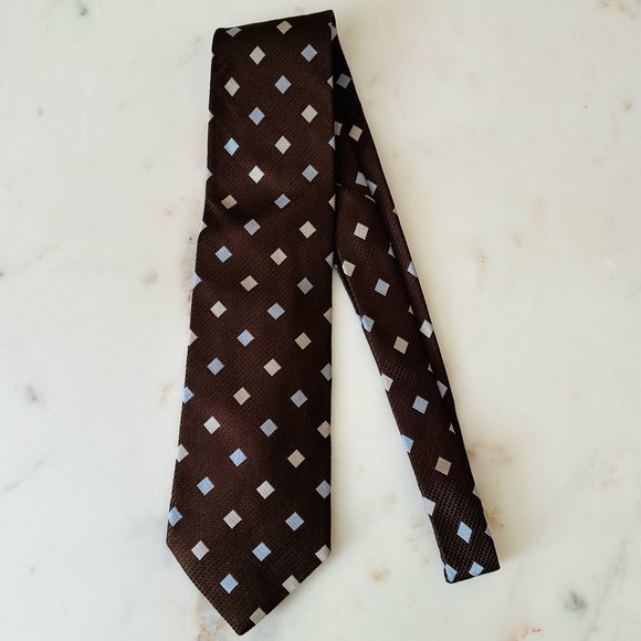 Giorgio Armani Neck Tie Brown geometric print Made in Italy 100% silk - Picture 4 of 8